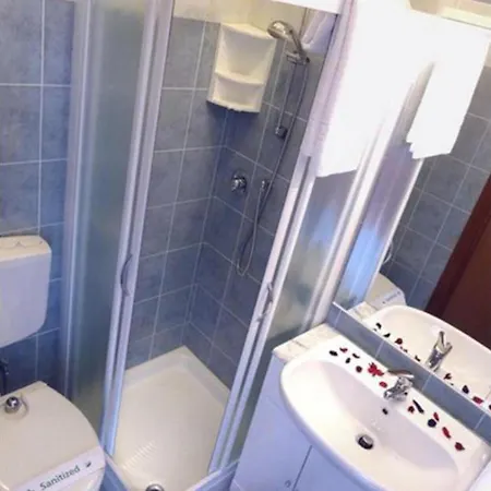 Comfortable Flat On The Floor * Bibione
